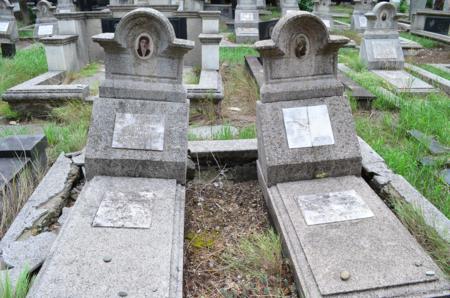 Varketili Jewish Cemetery