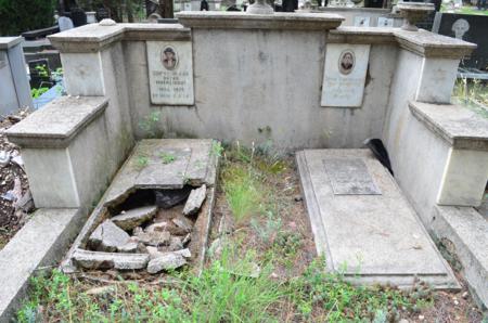 Varketili Jewish Cemetery