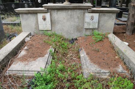 Varketili Jewish Cemetery