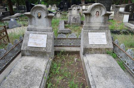 Varketili Jewish Cemetery