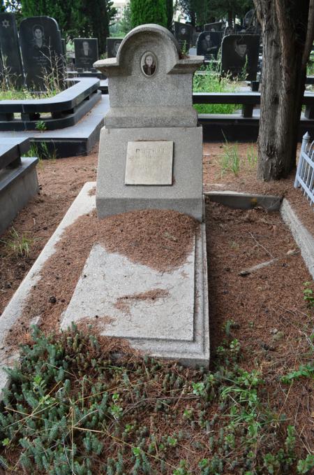 Varketili Jewish Cemetery