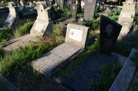 Varketili Jewish Cemetery