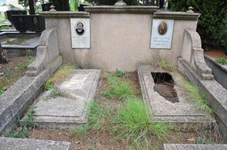 Varketili Jewish Cemetery