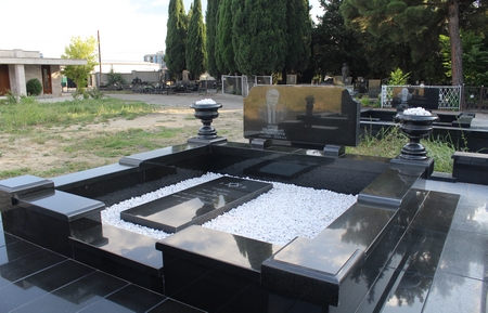 Varketili Jewish Cemetery