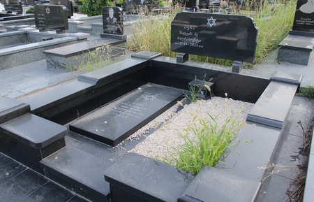 Varketili Jewish Cemetery